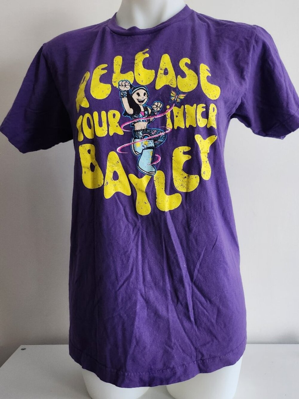 WWE Release Your Inner Bailey T Shirt Size M